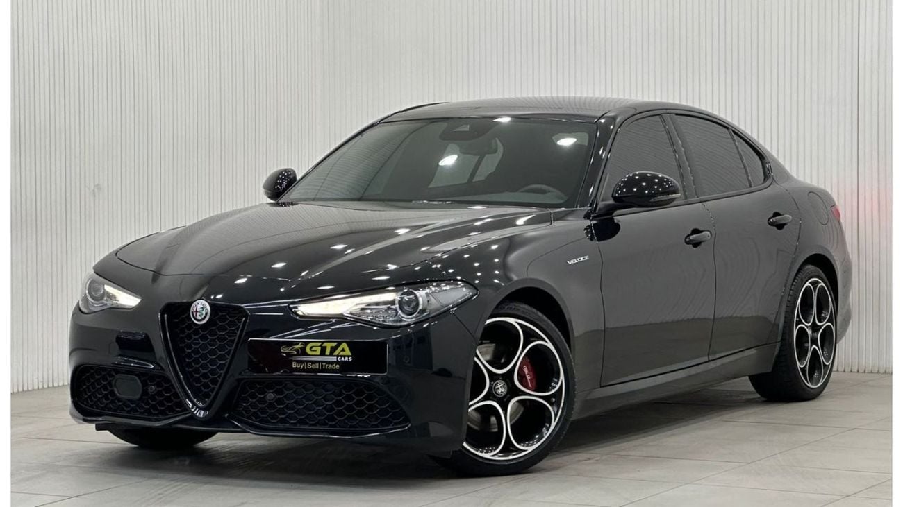 ألفا روميو جوليا 2023 Alfa Romeo Giulia Veloce Q2, 2028 Agency Warranty + Service Contract, GCC