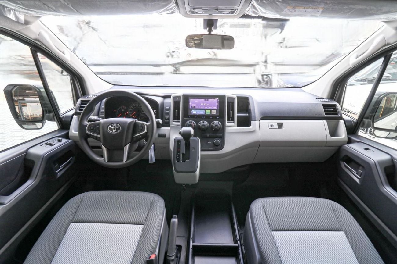 Toyota Hiace GL Toyota Hiace high roof 3.5 AT 2026