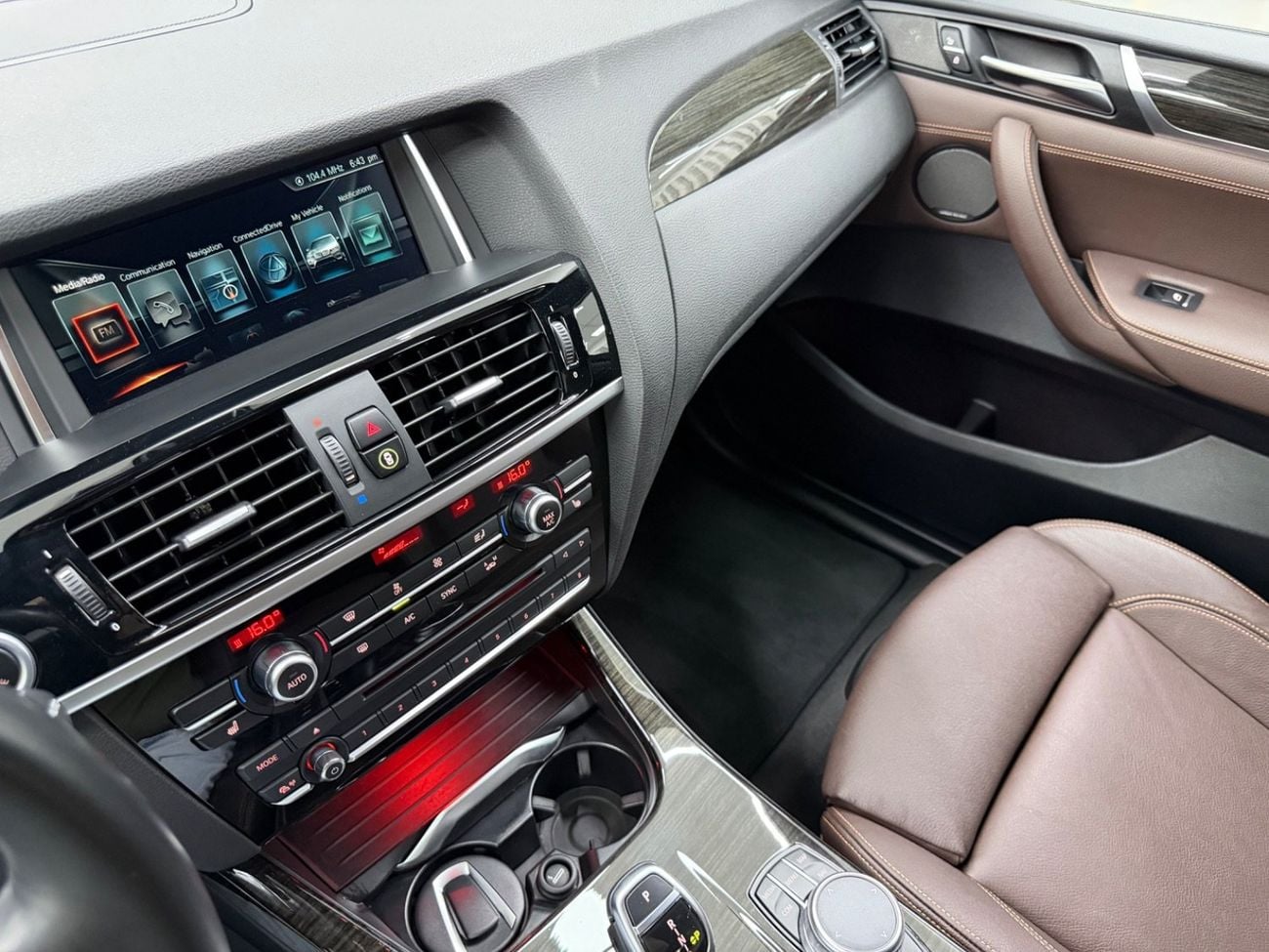 بي أم دبليو X3 GCC .. FSH .. Top Range .. M kit .. Perfect Condition