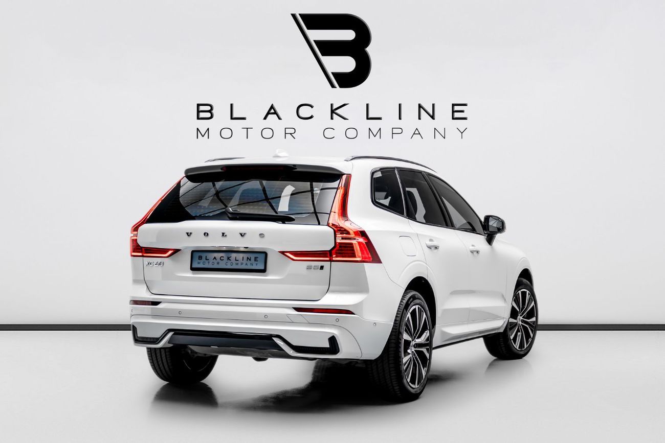 فولفو XC 60 2.0T B5 MHEV R Design (AWD)