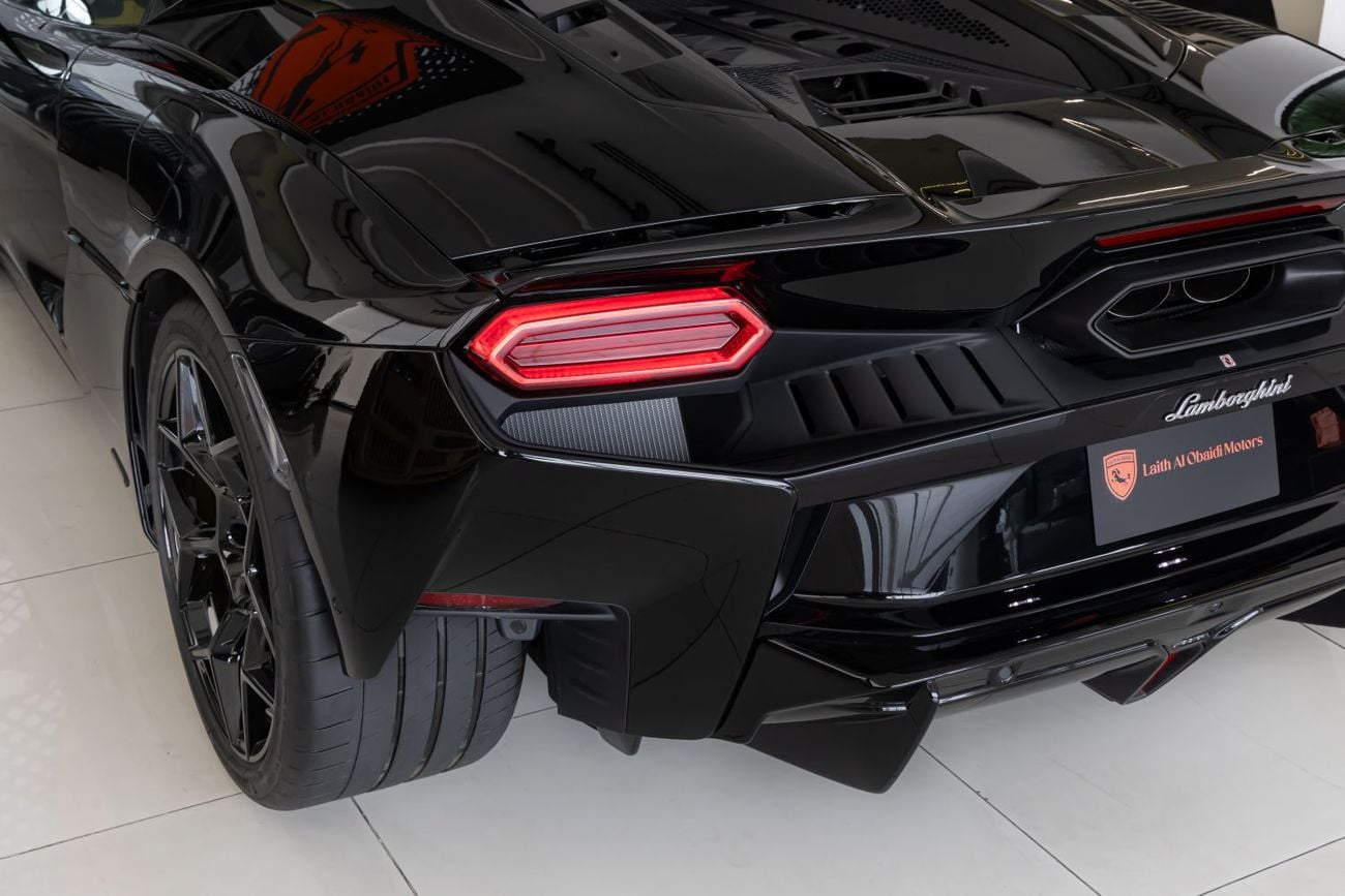 Lamborghini Temerario Lamborghini Temerario | 2026 | HPEV | 920 HP | AWD | Black / Yellow & Black Interior