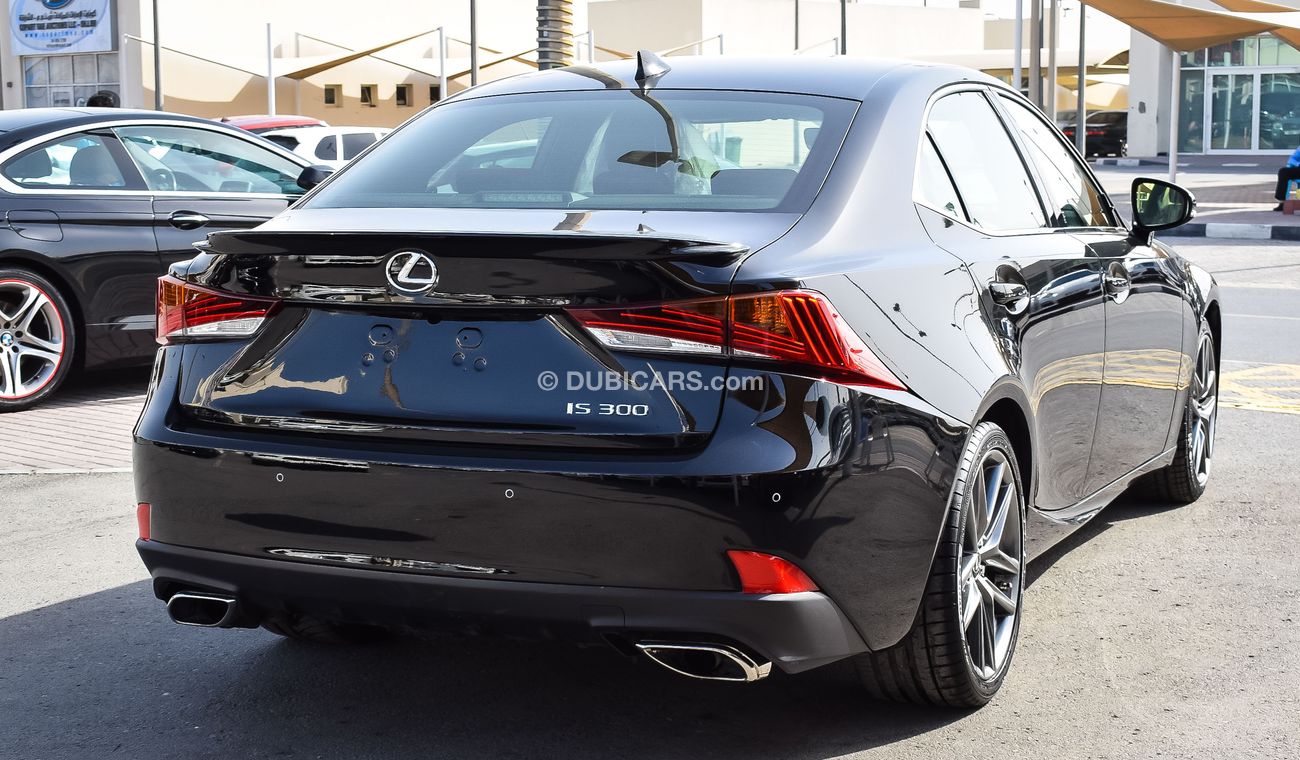 لكزس ISF السعر شامل الضريبه تسهيلات بنكيه الدفعه الاولى بعد ثلاث شهور ضمان مكينه ولكير من المعرض