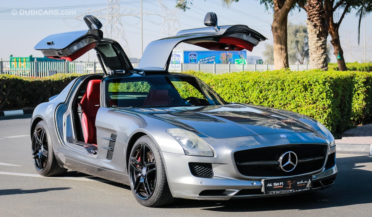 Mercedes-Benz SLS AMG