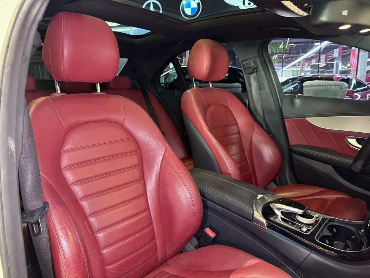 مرسيدس بنز C 200 2017 Mercedes-Benz C200 - GCC - Good Condition -Full service History available