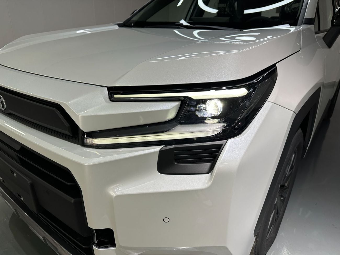 Toyota RAV4 2.5L hybrid 4WD Flagship edition