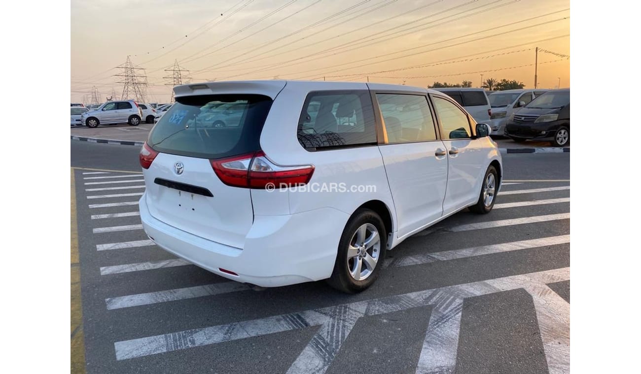 Toyota Sienna 2016 TOYOTA SIENNA