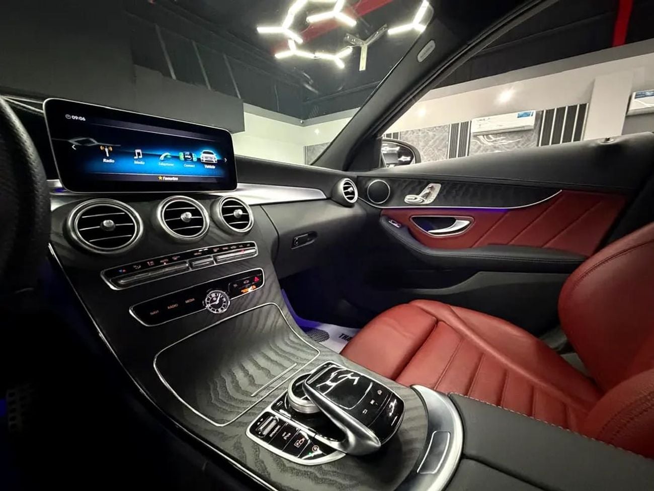 Mercedes Benz C200 AMG
