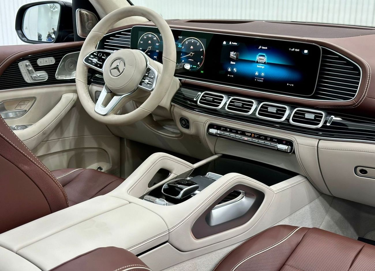 Mercedes-Benz GLS 600 2023 Mercedes Maybach GLS 600 EQ(Full Option), March 2025 Warranty