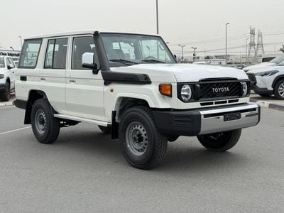 Toyota Land Cruiser 70 EXPORT ONLY - LC76 2.8 E Automatic - Basic with diff lock
