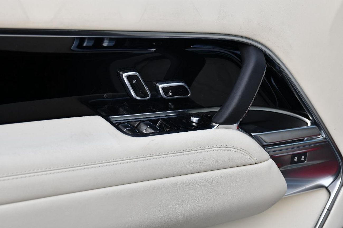 Land Rover Range Rover Autobiography P530 4.4L RANGE ROVER VOUGE V8 autobiography P530 2025 4.4L