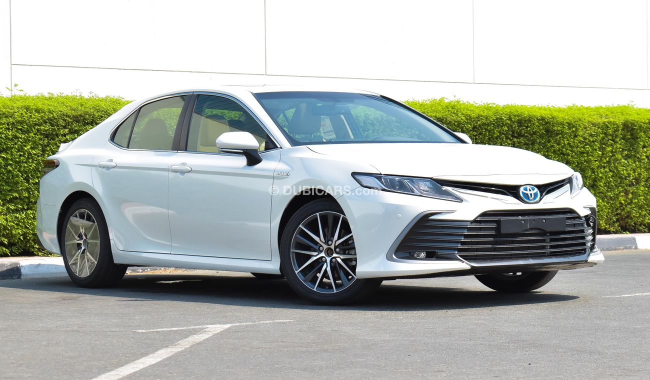 Toyota Camry Hybrid GLE 2.5L | For Export Only