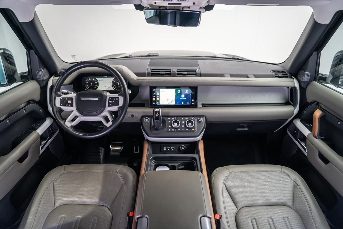 لاند روفر ديفندر 90 HSE P400