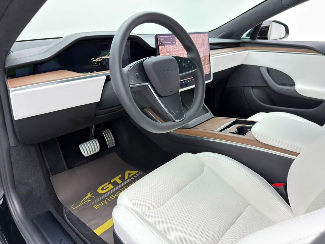 Tesla Model S LONG RANGE