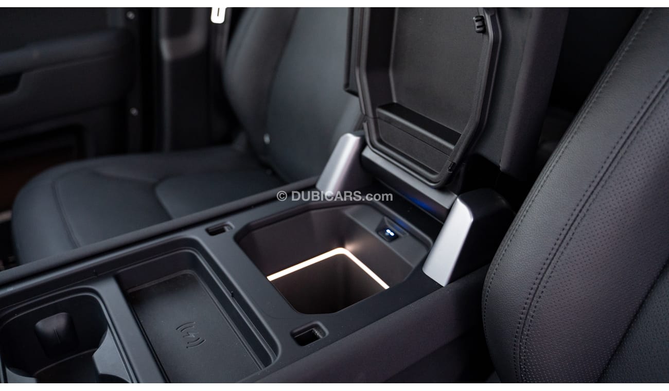 لاند روفر ديفندر | 110 P400 |   XS black edition | 2023 | Full Option