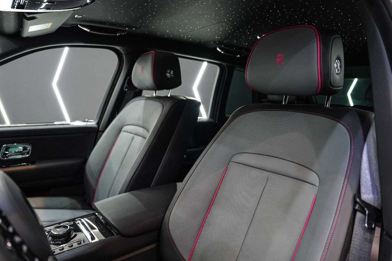 رولز رويس كولينان Series II, Black Badge, 800KM ONLY, Rear-Seat Entertainment, Bespoke Audio, Starlight Headliner!!