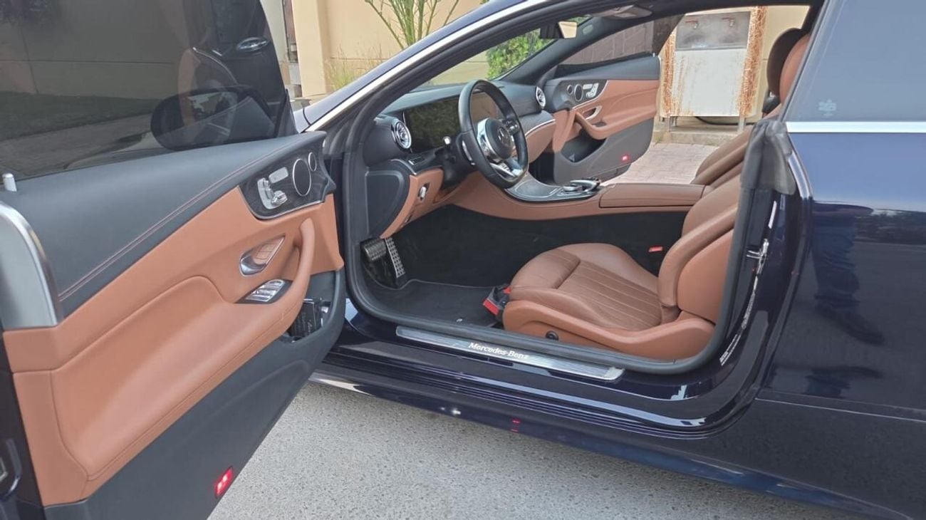Mercedes Benz E200 AMG