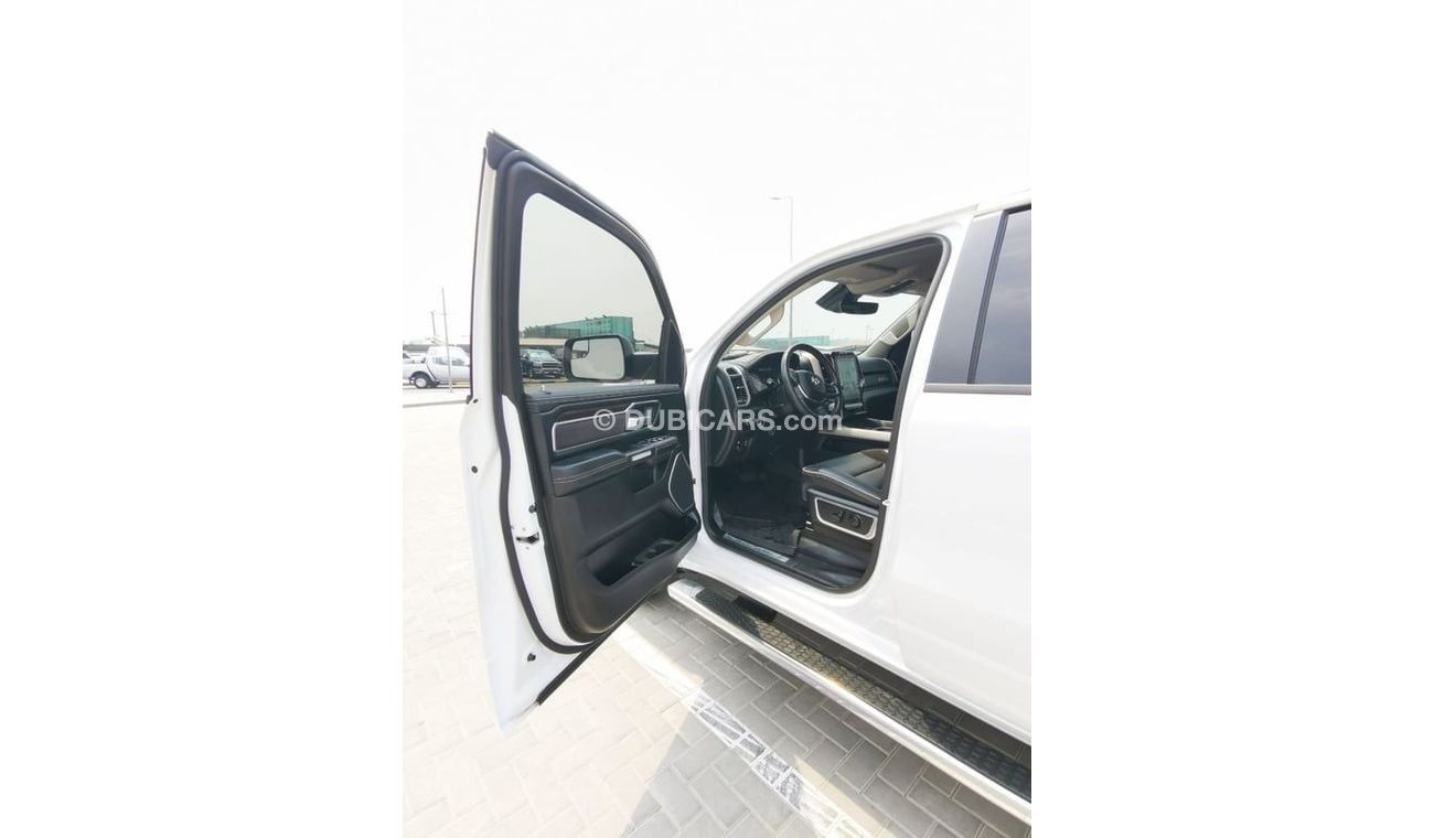 رام 1500 Dodge RAM Laramie - 2022 - White
