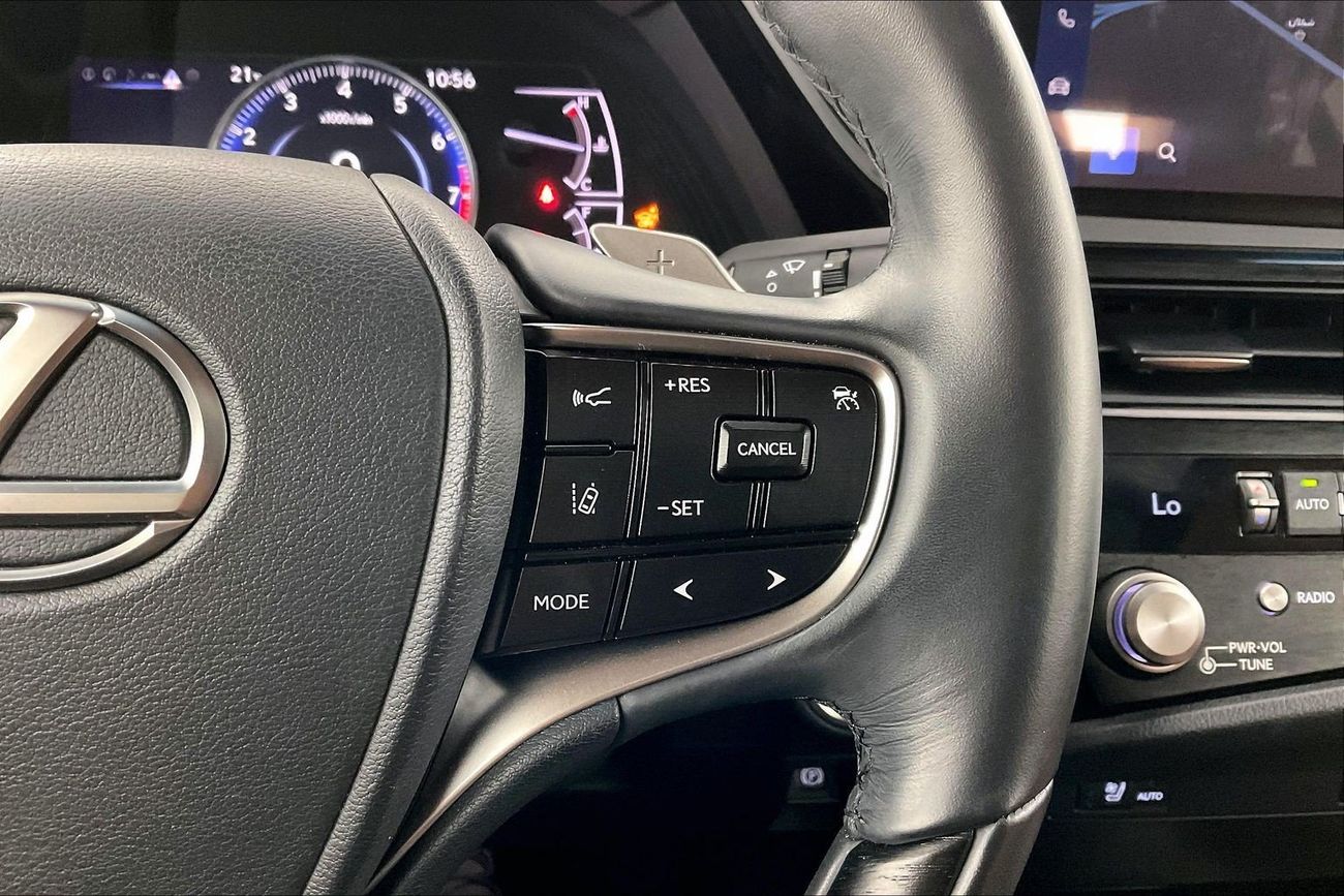 لكزس ES 350 Platinum | National Day Celebration | شامل الضمان | 0 ﺪﻔﻋﺓ ﺃﻮﻟﻯ