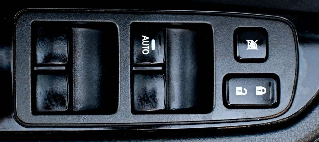 Mitsubishi Xpander Cross Mitsubishi Xpander Cross 1.5L 2023 GCC Original Paint accident-free 1175 AED Monthly