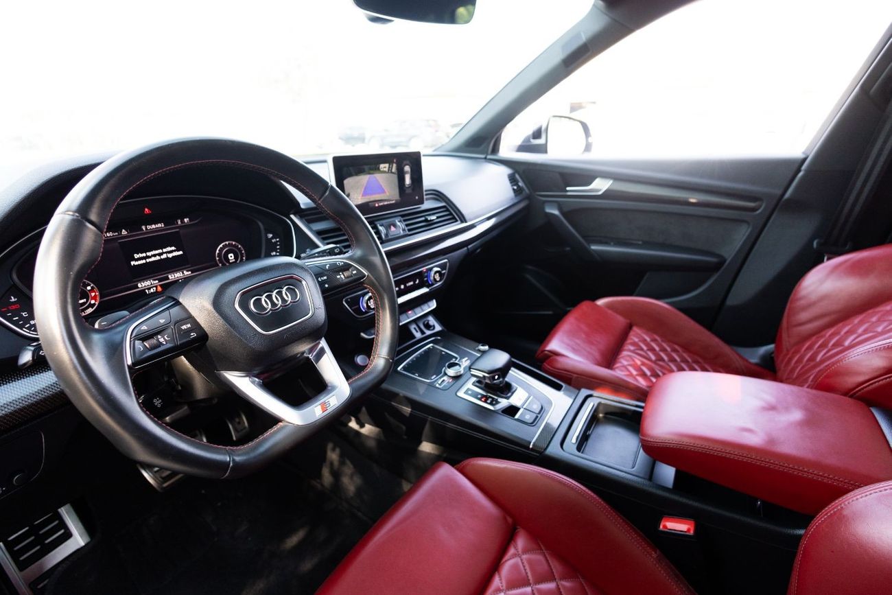 أودي SQ5 TFSI quattro 3.0L  Audi SQ5 TFSI Quattro 2020 GCC under Agency Warranty with Flexible Down-Payment.
