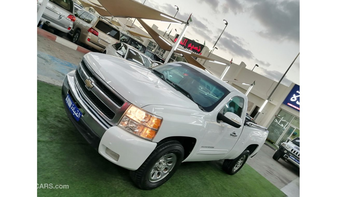 شيفروليه سيلفارادو SILVERADO 2010 GCC 4X4 GOOD CONDITION