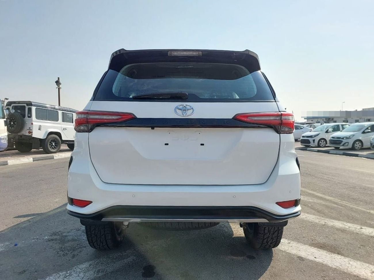 Toyota Fortuner  TOYOTA FORTUNER SUV RHD 2023 MODEL 2.8 L DIESEL AUTOMATIC(PM41205)