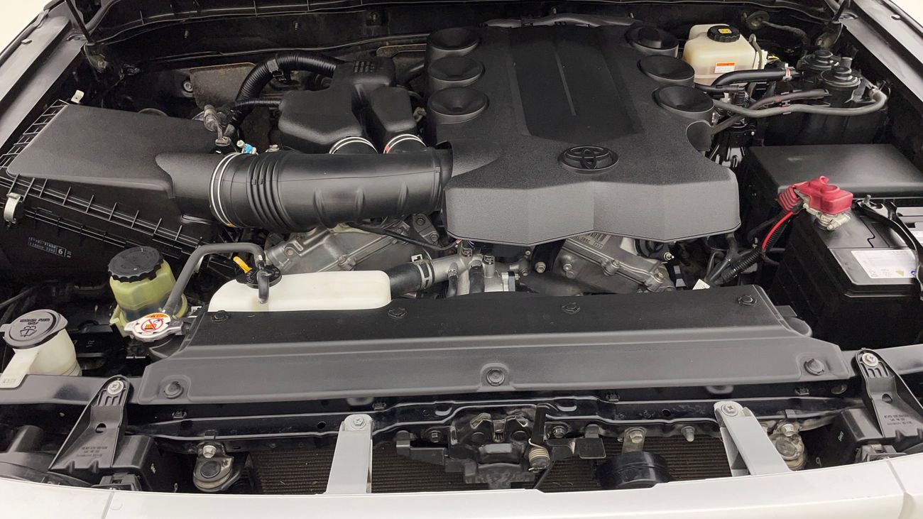 Toyota FJ Cruiser GXR 4 | Zero Down Payment | Home Test Drive