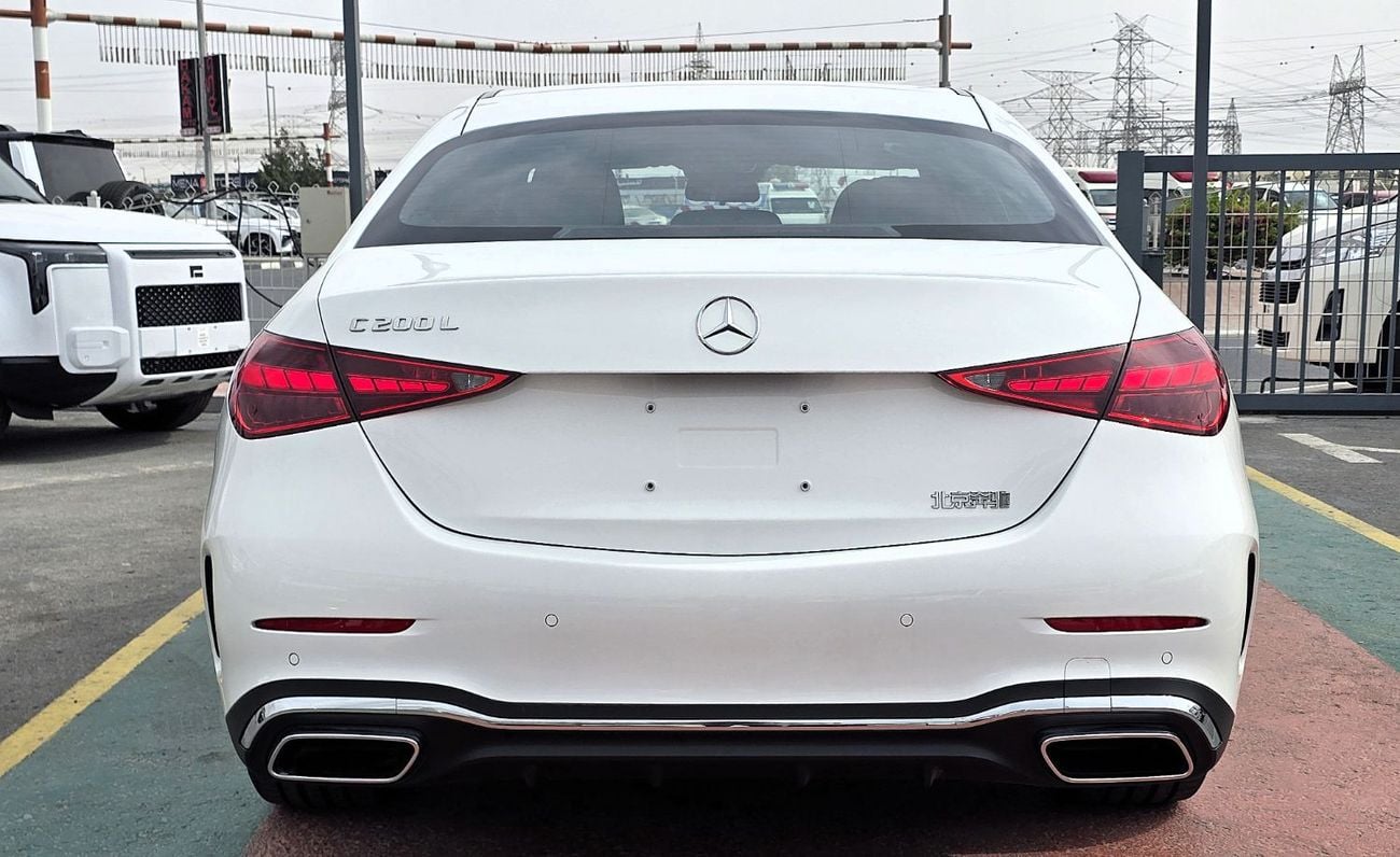 Mercedes-Benz C 200 Mercedes-Benz C200L 1.5L with cold and heat seats white color 2025 Model