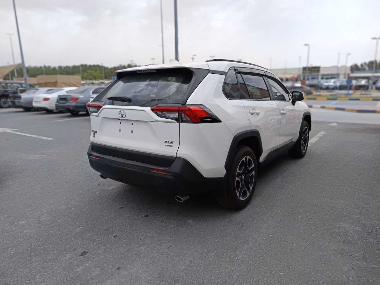 Toyota RAV4 XLE 4WD
