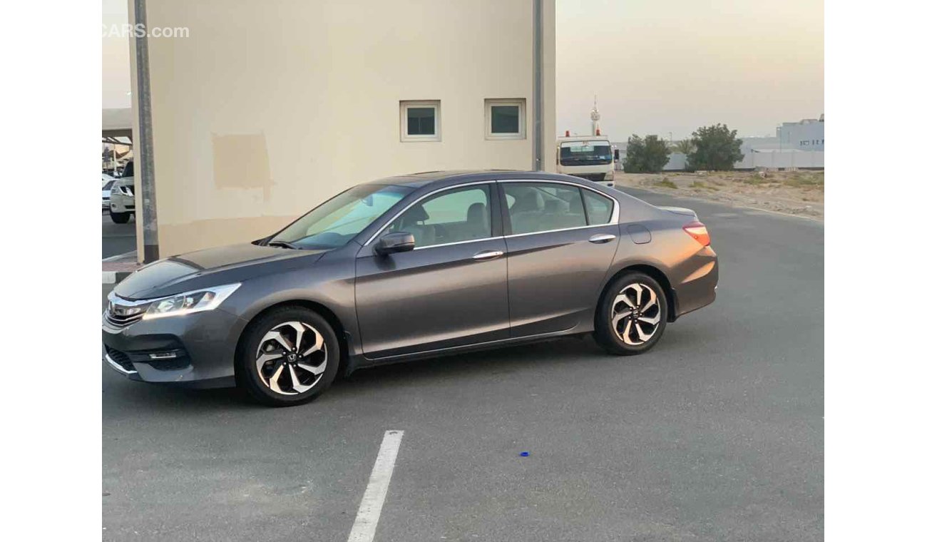 Honda Accord 2017 very good car us