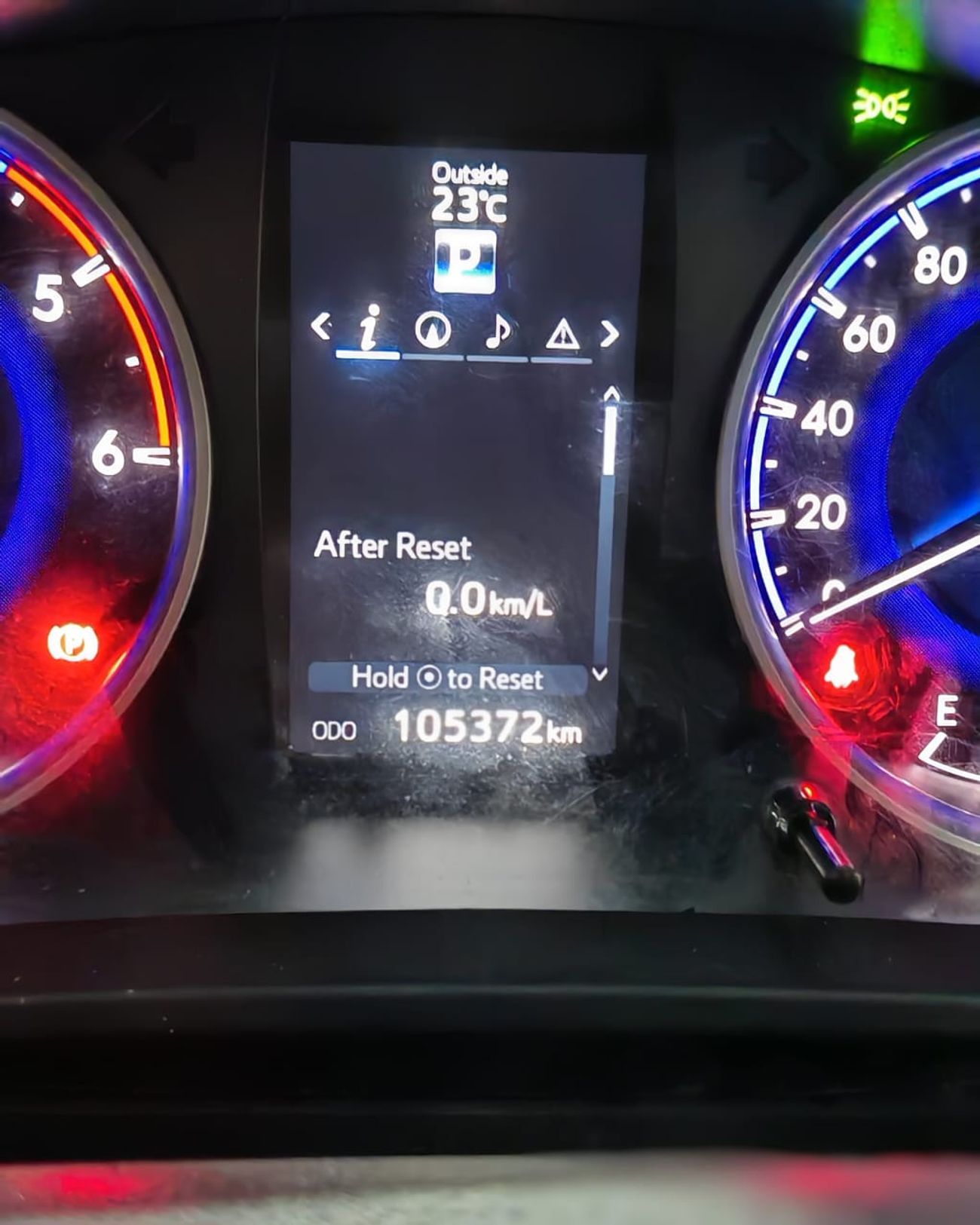 Toyota Hilux S GLX 2.8L 4WD M/T