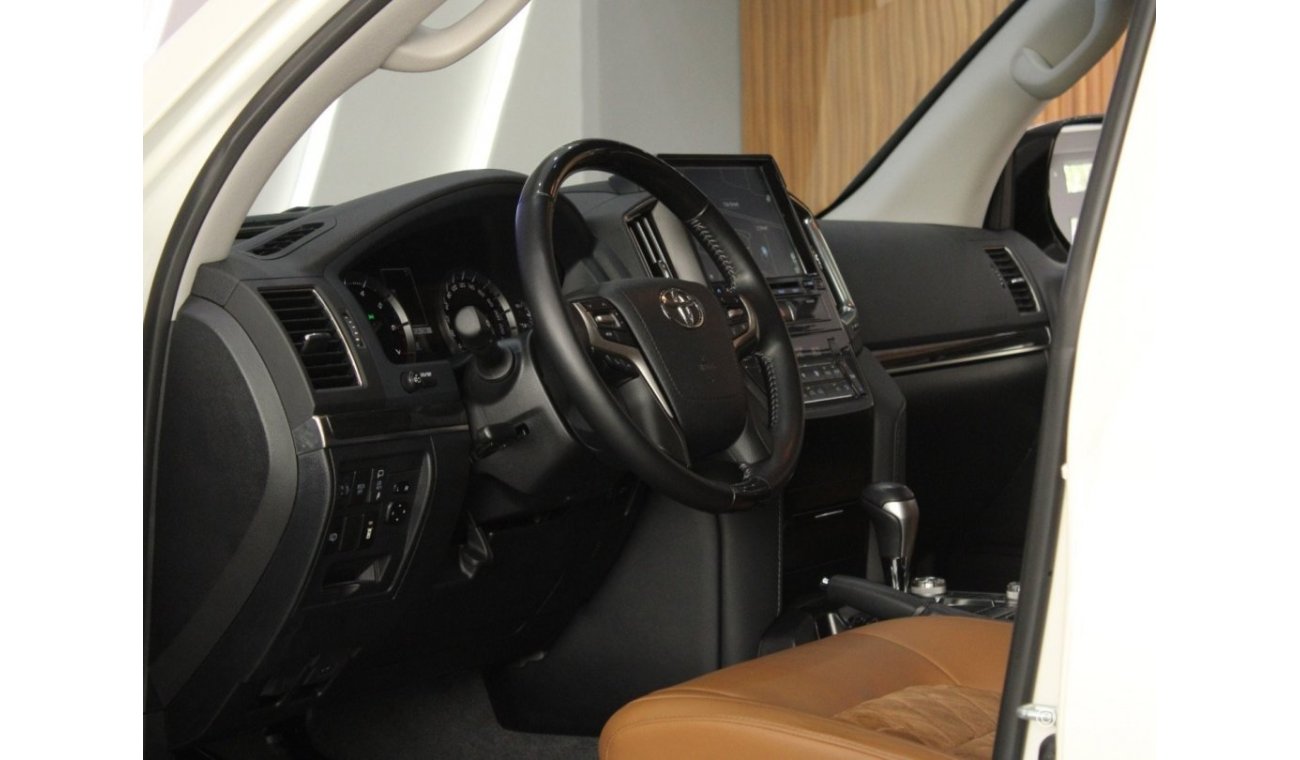 Toyota Land Cruiser Grand touring V6