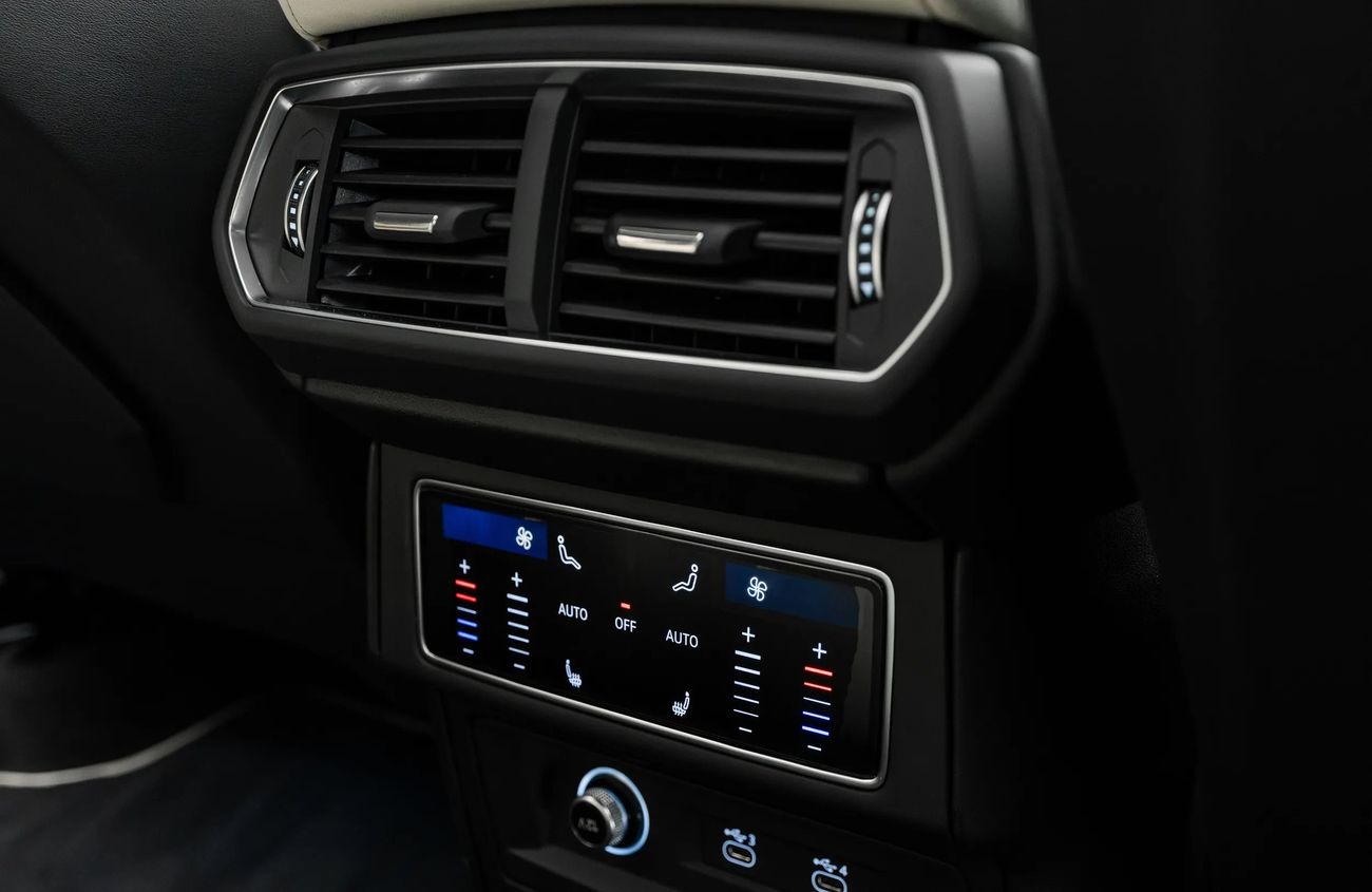 لامبورغيني اوروس 4.0L V8 Twin-Turbocharged Engine