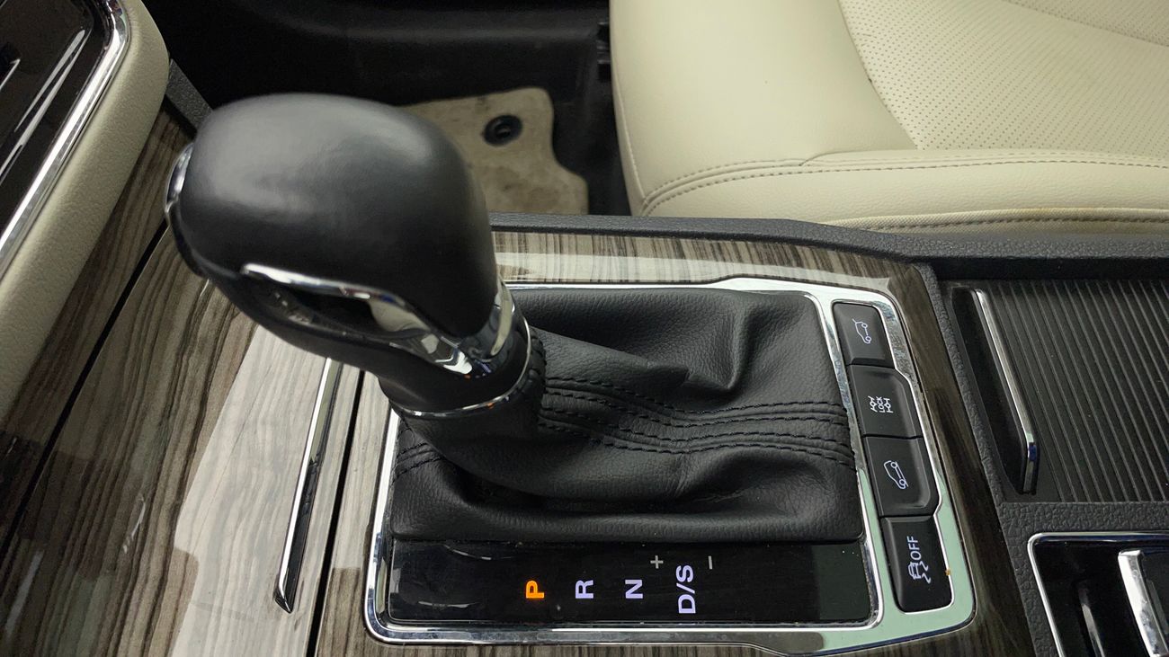 MG RX5 LUXURY 1.5 | Zero Down Payment | Home Test Drive