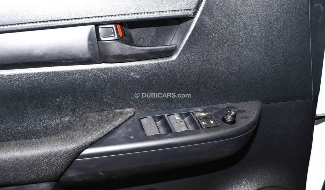 Toyota Hilux 2023 Toyota Hilux 4x4 DC 2.4 Low D Automatic - Pearl White inside Black | Export Only