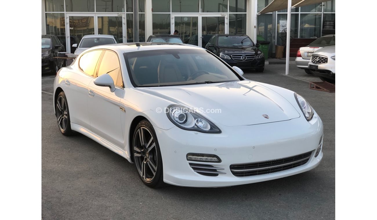 Porsche Panamera PORSCHE PANEMERA MODEL 2013 GCC CAR PERFECT CONDITION FULL OPTION SUN ROOF LEATHER SEATS BACK CAMERA