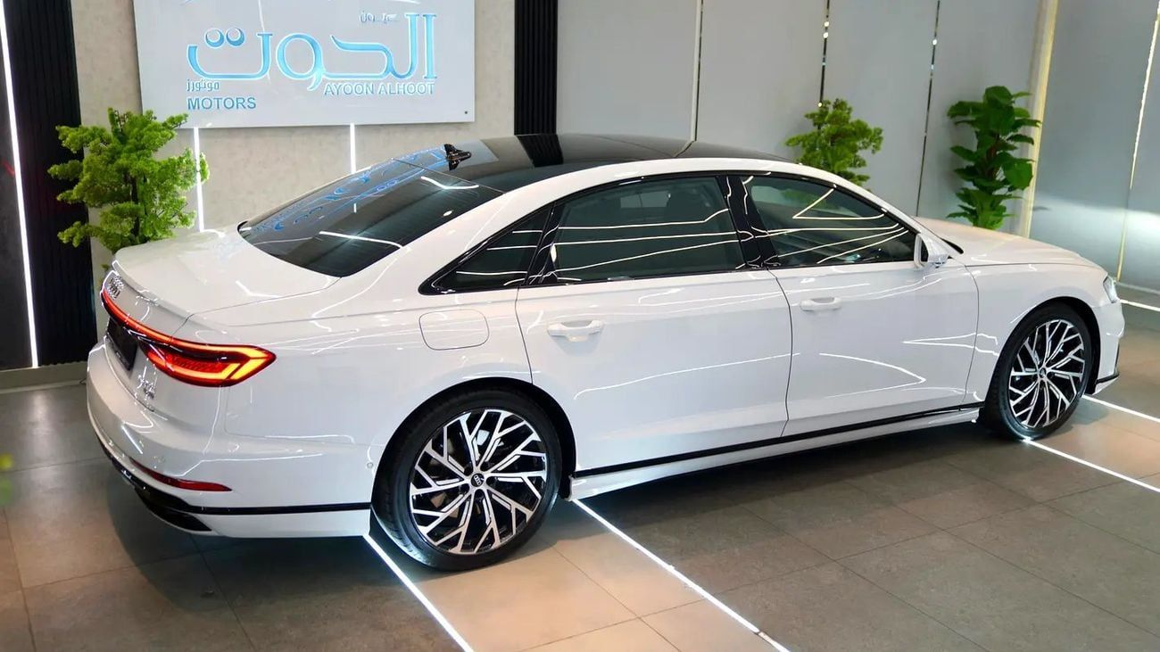 Audi A8 L 55 TFSI quattro 3.0L (335 HP) EXCLUSIVE A8L 55 TFSI V8 || VIP CONSOLE || TOP RANGE || GCC || ACCID