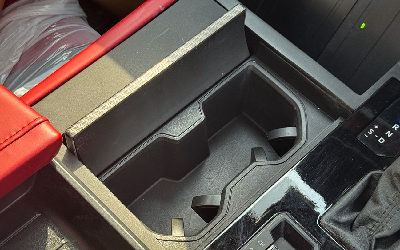 Toyota Tundra Capstone Hybrid V6 3.5L in RIGHT HAND DRIVE (EXPORT ONLY)