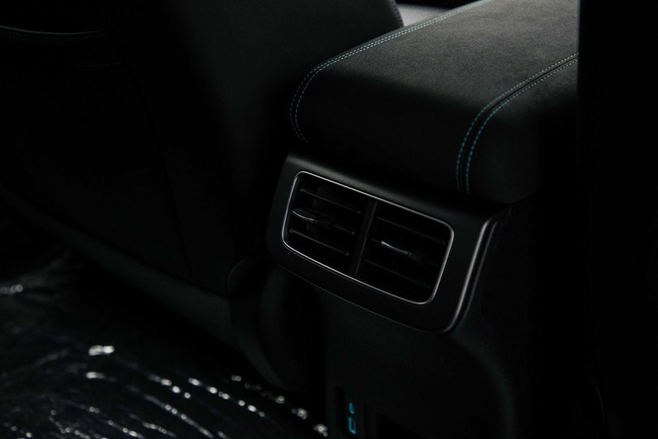 بي واي دي سيل 06 دي إم-آي ID Luxury 1.5L - Warm Tea Grey Inside Black | Export Only