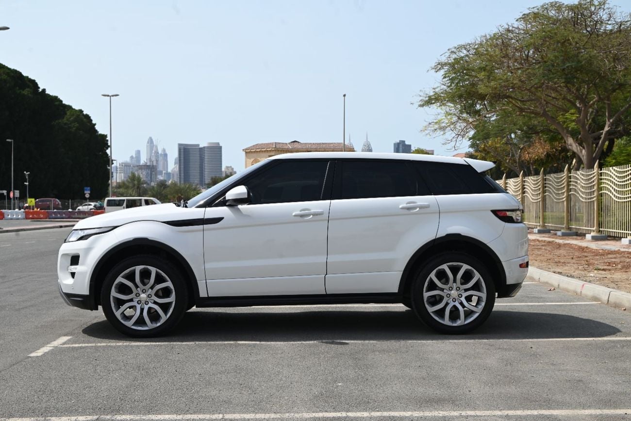 لاند روفر رانج روفر إيفوك Dynamic Plus 2.0L (5 Door)