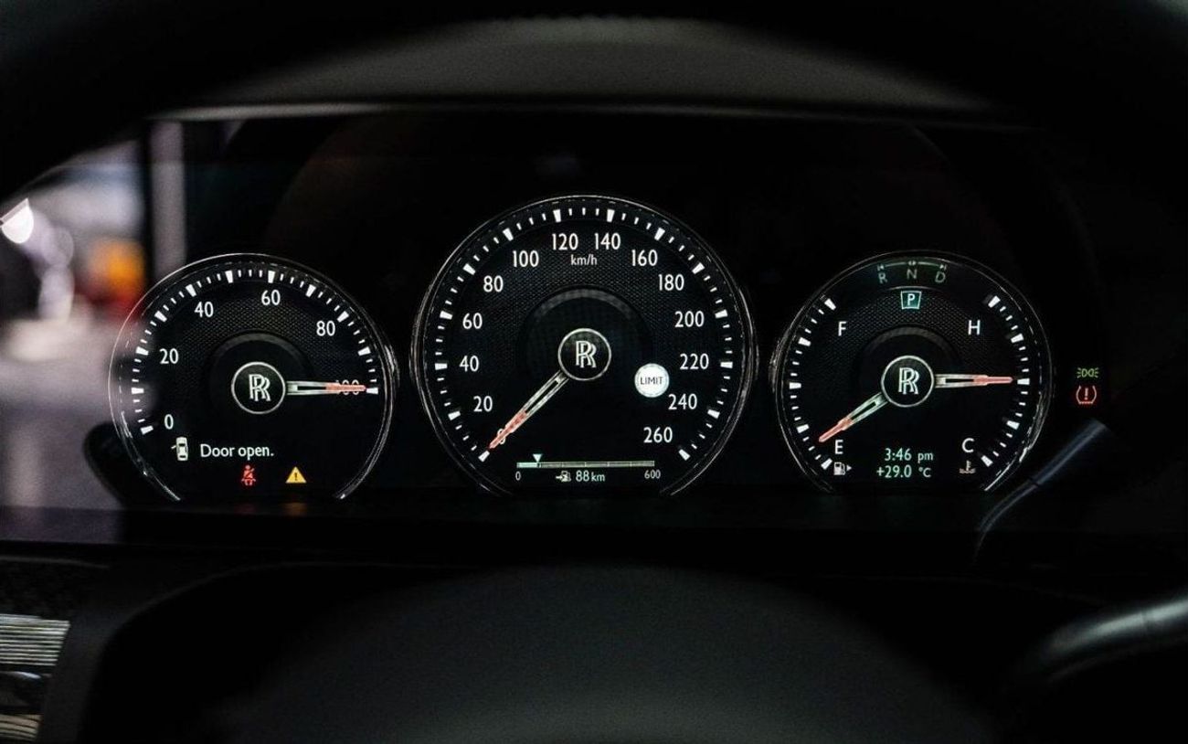 رولز رويس جوست 2022-ROLLS ROYCE GHOST BLACK BADGE-GCC -FULL AGMC HISTORY-SERVICE CONTRACT AND WARRANTY TILL JAN2026