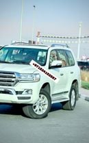 Toyota Land Cruiser 2018 Model GXR Diesel Engine V8 Full Option Very Clean and Perfect Condition