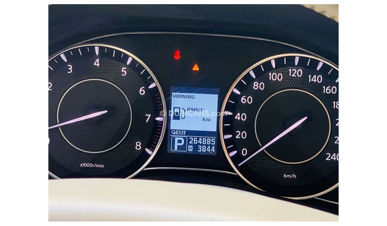 Nissan Patrol Nissan patrol platinum LE 2010 full option perfect condition