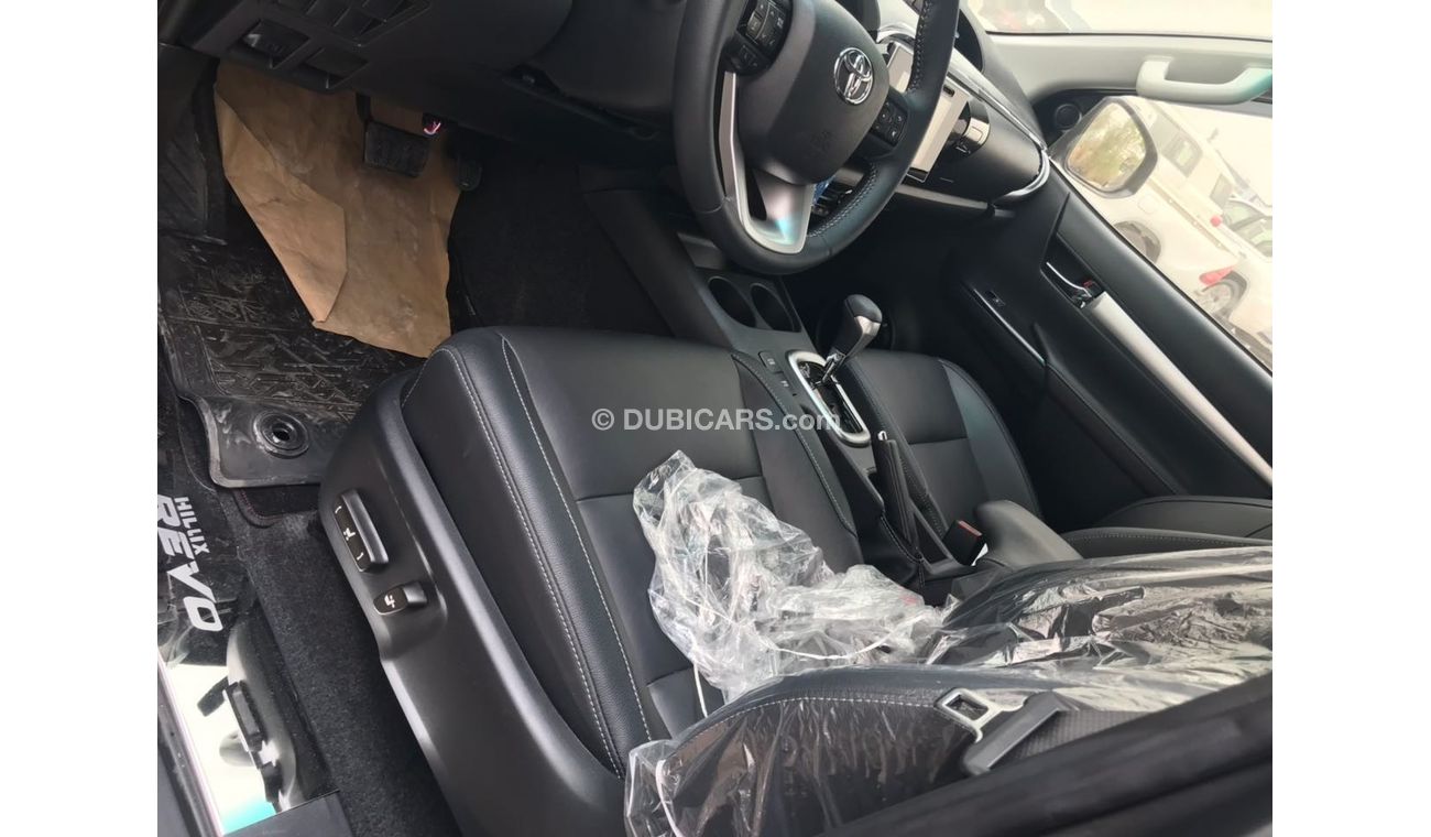 Toyota Hilux REVO