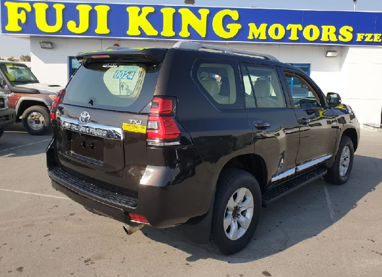 Toyota Prado 2.7L - TXL - 4X4 - PETROL