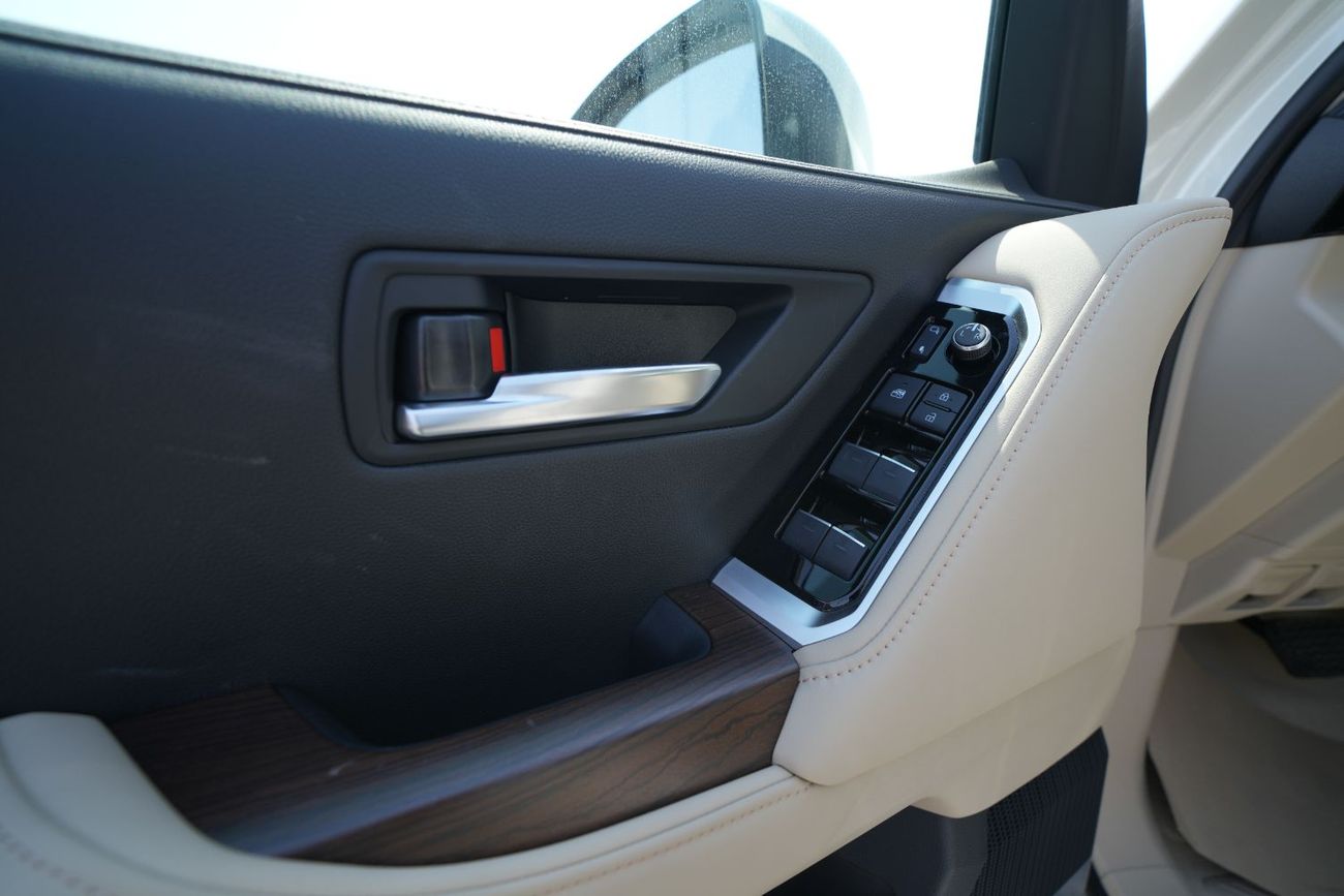 تويوتا لاند كروزر GXR 3.5L