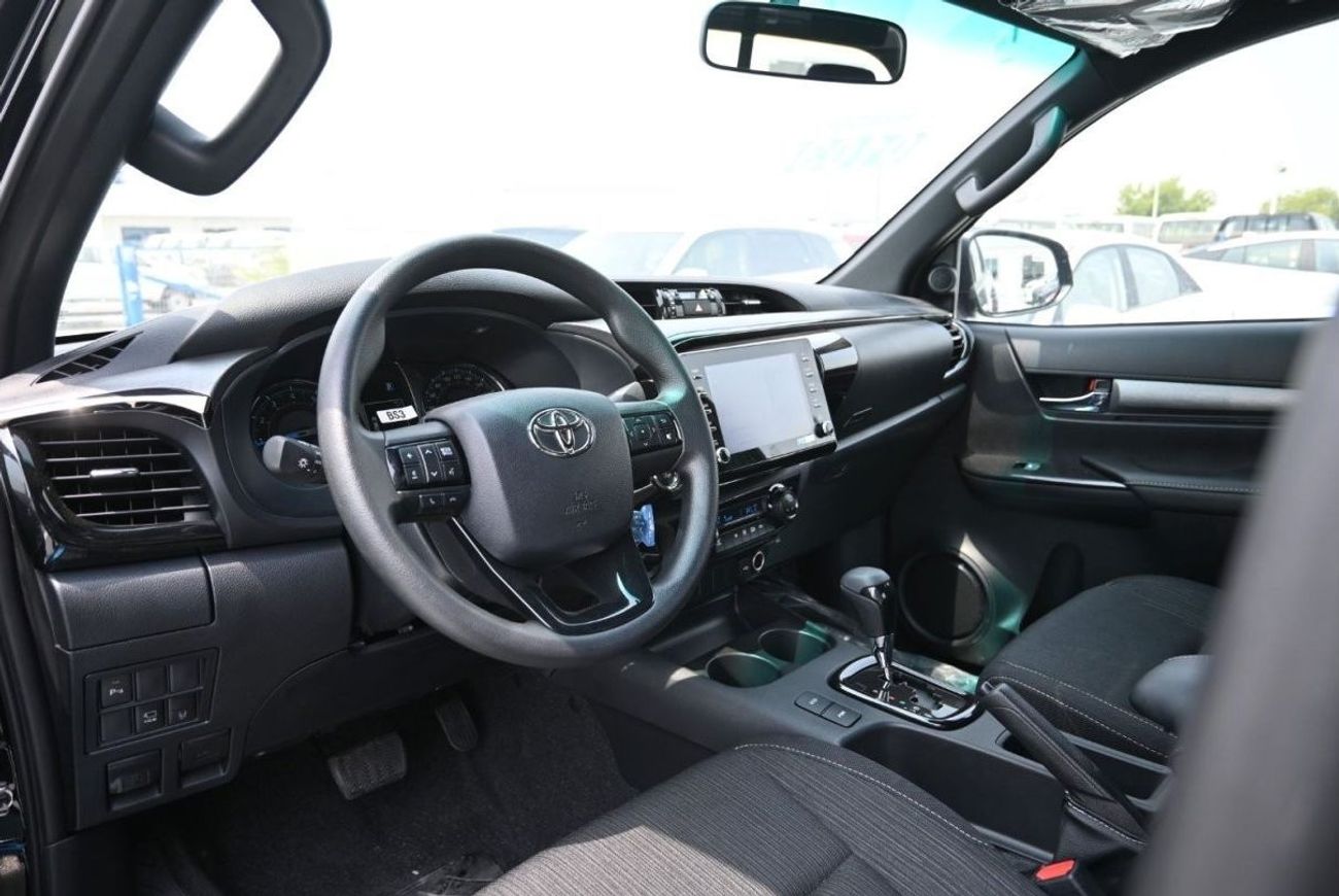 Toyota Hilux Toyota Hilux SR5 Adventure 4.0L V6, Petrol, 4WD, Pickup, Model 2024, Color Black