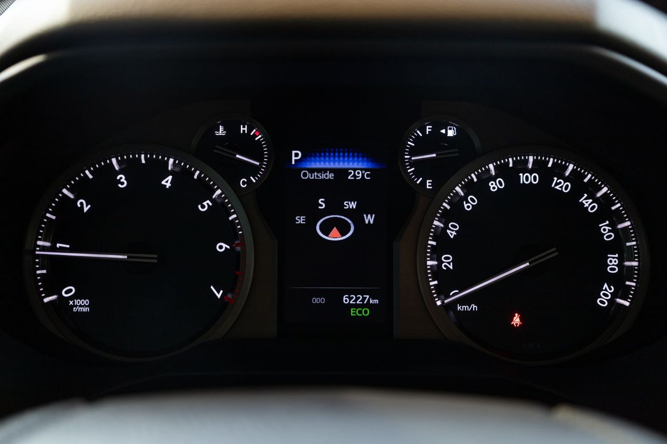 تويوتا برادو Limited 4.0L 4WD