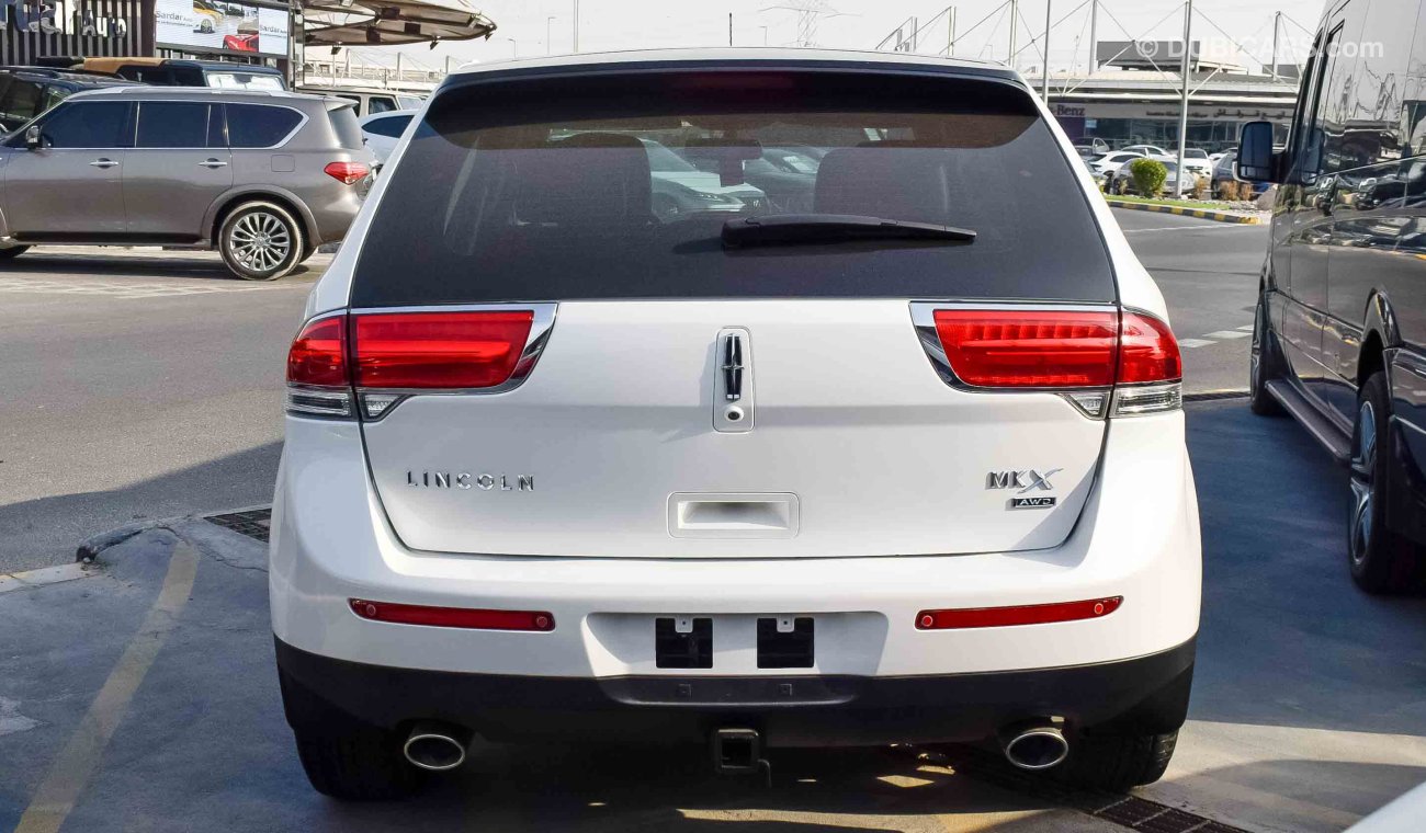 Lincoln MKX Titanium, 3.7L V6 AWD, GCC Specifications