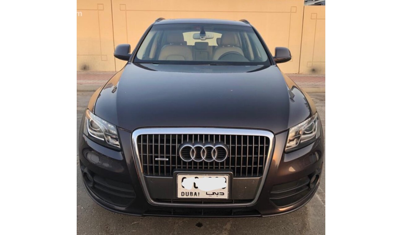 Audi Q5 2.0 S-Line 2011 GCC